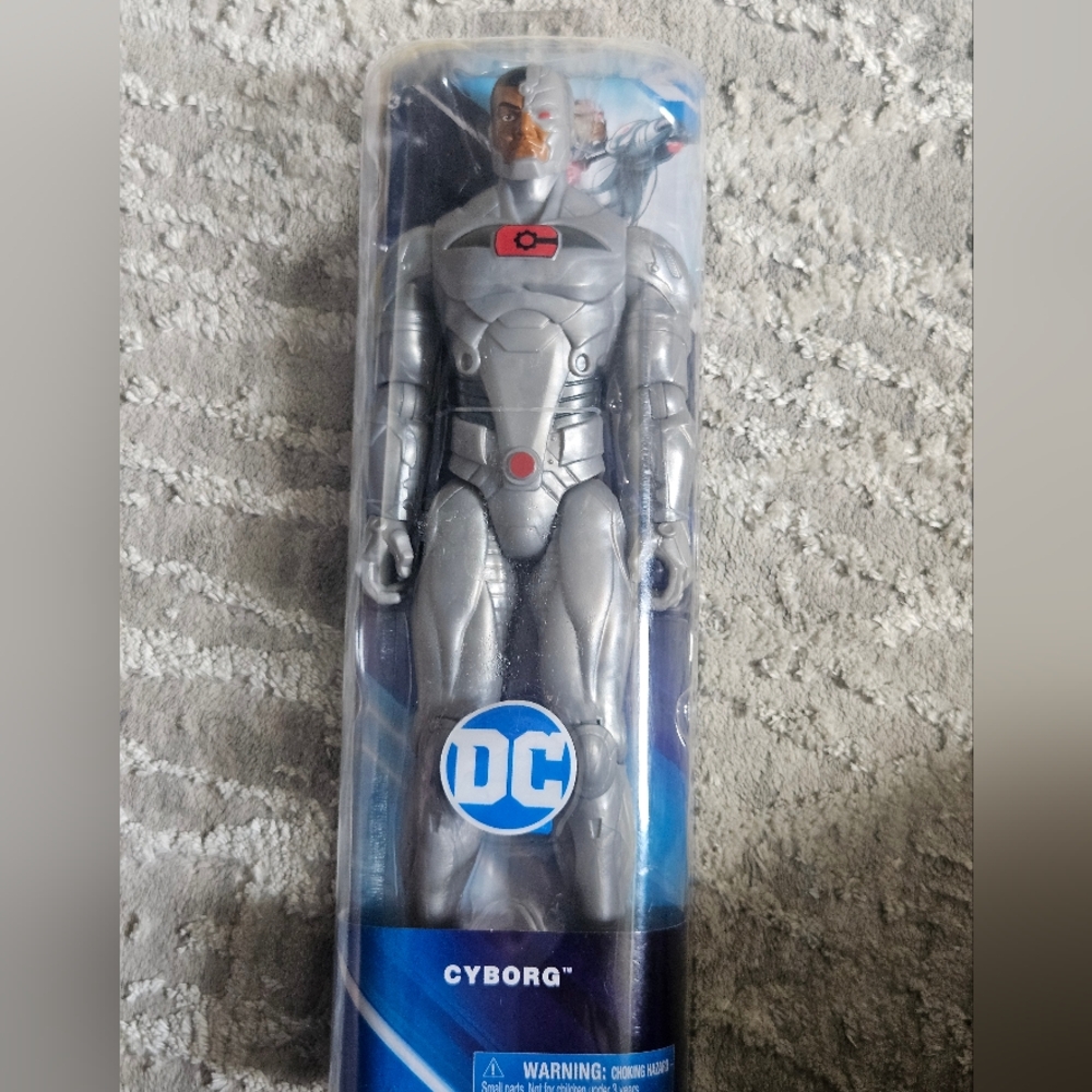 DC Cyborg Silver Action Figure